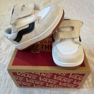 Vans Ryland Toddler Sneakers with Box